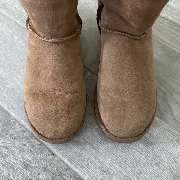 UGG Classic II Tall in Chestnut Suede - Picture 3 of 11